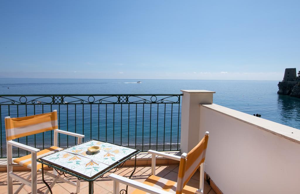 Family Room Terrace