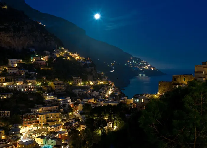 Сity center hotels Royal Positano