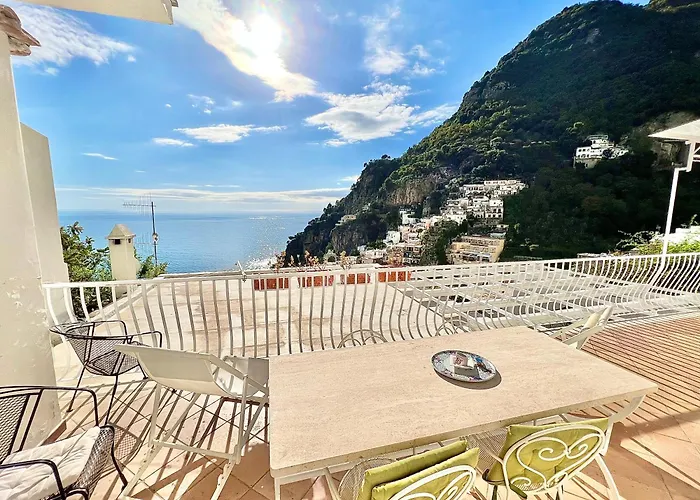 Casa Marta Vacation Home In Positano
